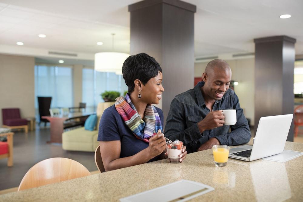 Home2 Suites By Hilton Seattle Airport Tukwila Ngoại thất bức ảnh